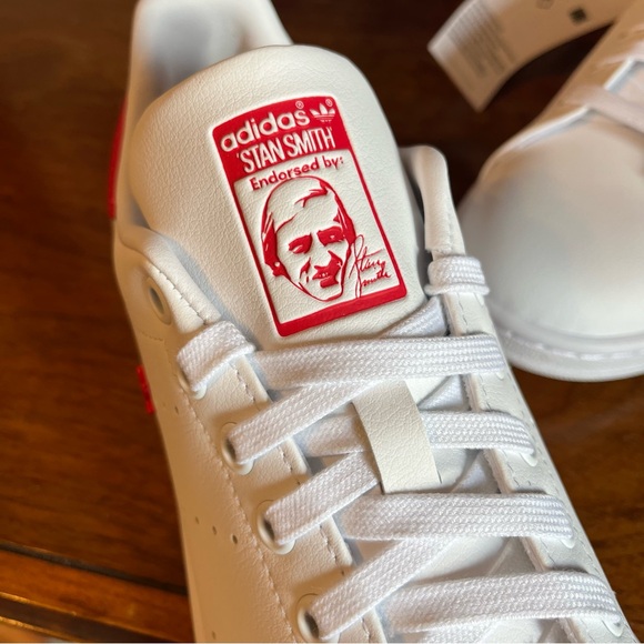 ADIDAS Women's Stan Smith White / Red Heart Shoes - Picture 5 of 10